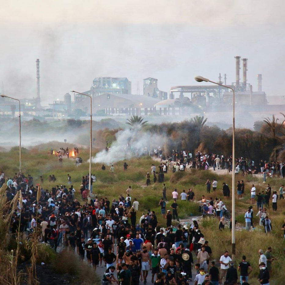 Violence erupts during anti-pollution protest as anger boils in Tunisia’s phosphate belt